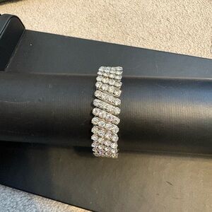 Vintage Silver tone clear rhinestone stretch bracelet
